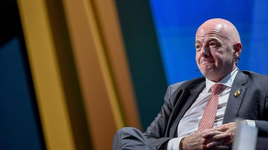 FIFA Başkanı Gianni Infantino'dan İstifa Çağrılarına Yanıt