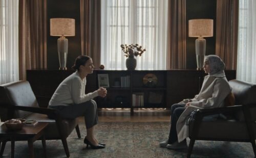 Netflix'in Sevilen Dizisi Bir Başkadır 6 Yıl Sonra İkinci Sezonuyla Geri Dönüyor
