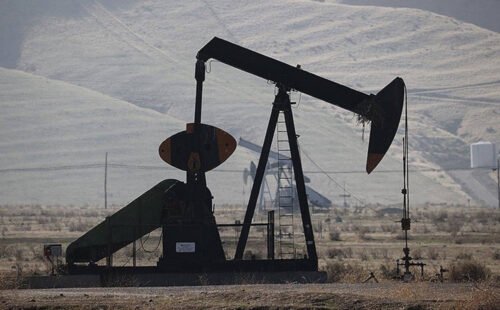 Ortadoğu'daki Diplomatik Adımlar Petrol Fiyatlarını Düşürdü